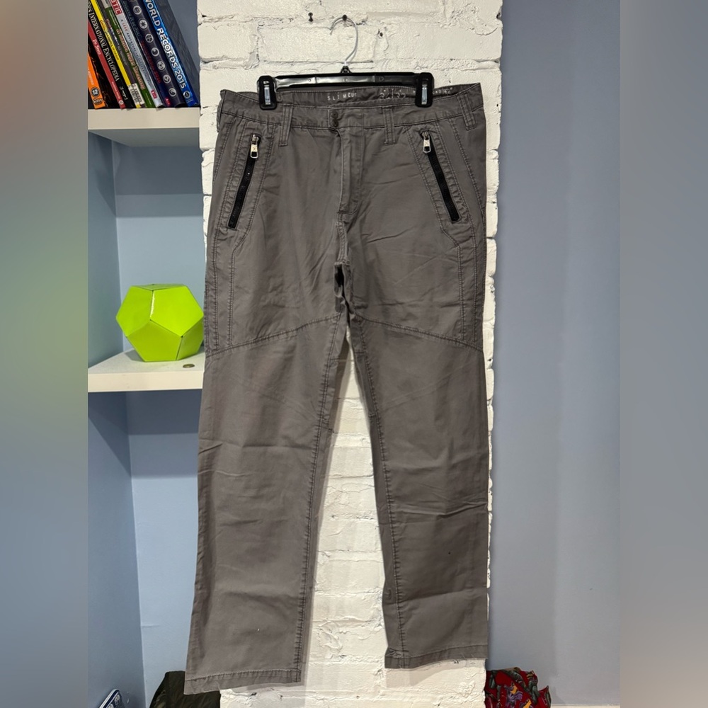 Marc Ecko Cut & Sew Deadly Threads Men’s Slim Cut Pants‎ 32X32